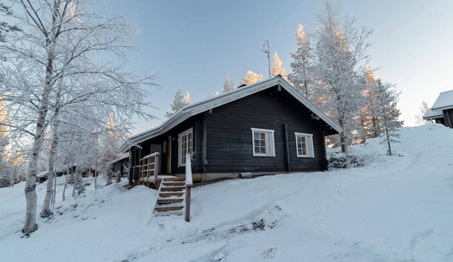 Lomaylläs maja, palovaarankaarre 6 a by Interhome