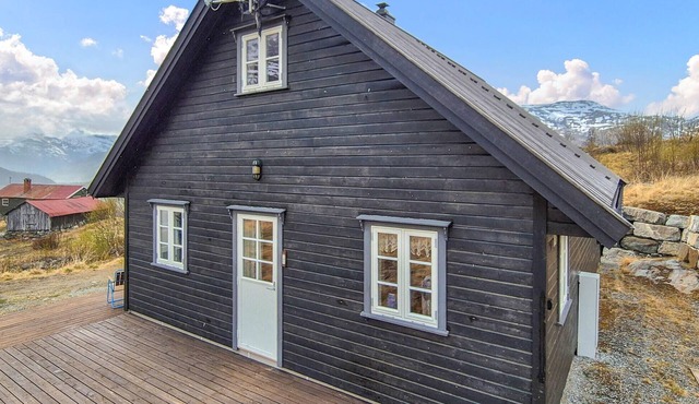 Lovely home in Borgund with sauna