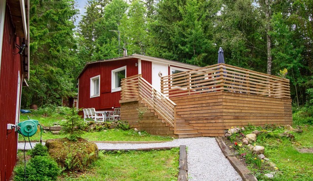 Lovely home in örebro with sauna