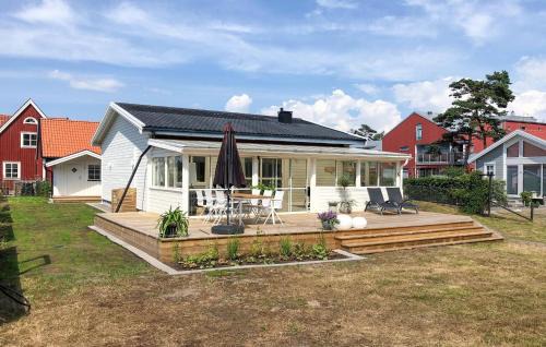 Lovely Home In Skummelslövsstrand