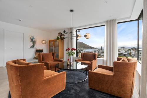 Luxury Apartment Downtown Tromsø with 2 Bathrooms 2 Bedrooms and Parking in Tromsø