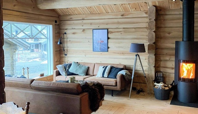 Luxury log cabin by Hardangervidda