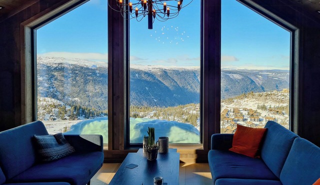Luxury mountain home with view on Gaustablikk