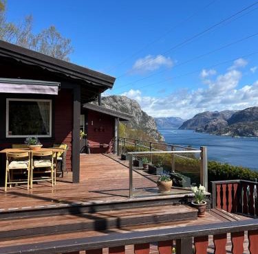 Lysefjord Bloom Cottage Stunning Fjord View