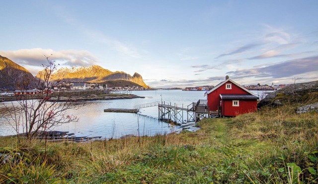 Magnusbua, traditional rorbu in Reine, Lofoten in Moskenes