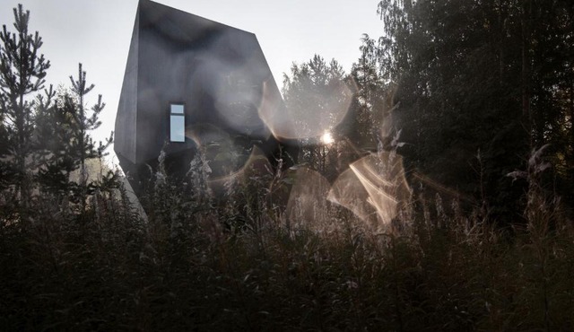 Meteorite House