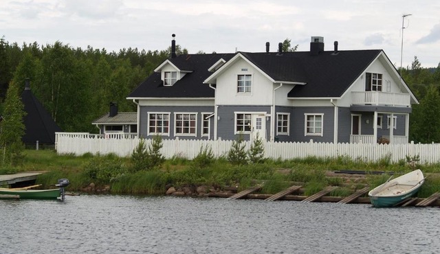 Miekojärvi Resort