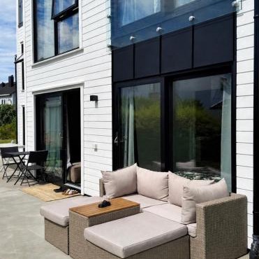Modern 2BR Apartment Lund