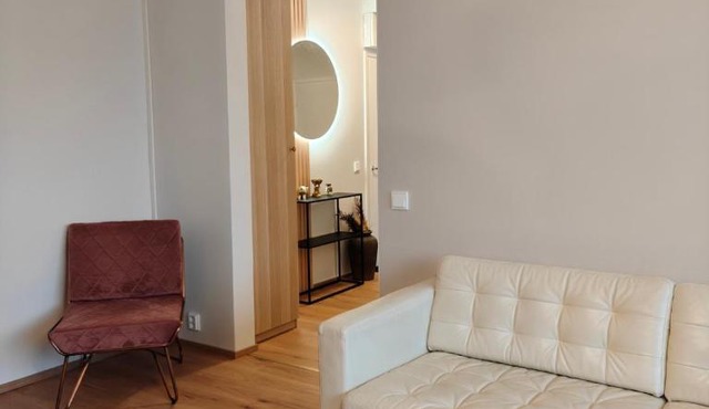 Modern and beautiful one-bedroom apartment, WiFi and parking