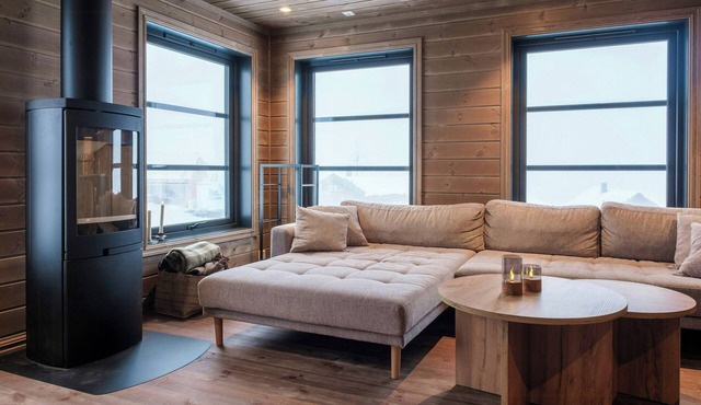 Modern cabin with ski-in/ski-out at Hafjell