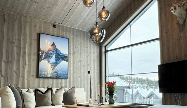 Modern family cabin in Norefjell ski-in/out
