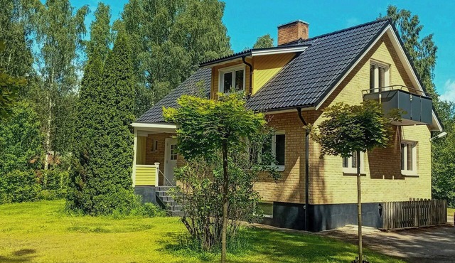 Modern house by the river in Lönneberga