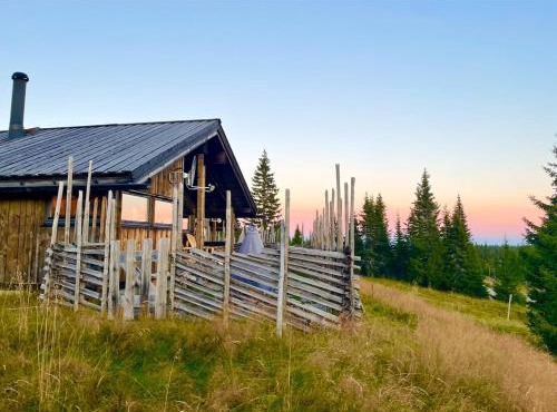 Modern mountain cabin Ski in-out 2 Bathrooms