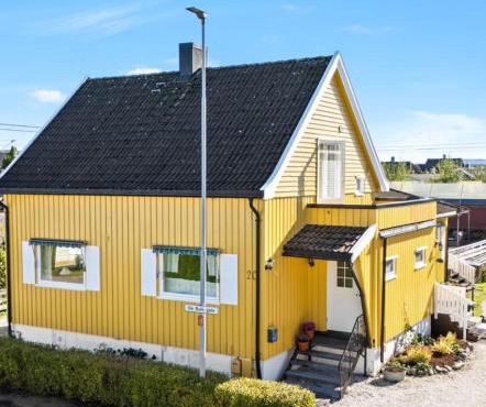 Modern renovated flat just 10 min train to Oslo and Airport in Lillestrøm