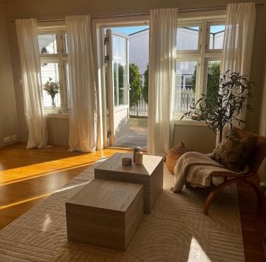 Modern seaside apartment at Fevik in Grimstad
