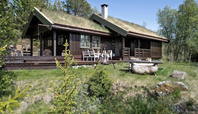 Mountain cabin with great views