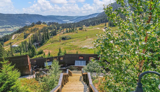 Mountain cabin on the alpine slopes of Kvitfjell.