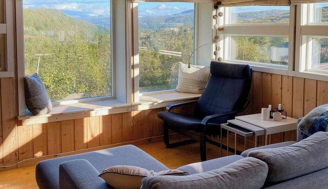 Mountain cabin with glacier views