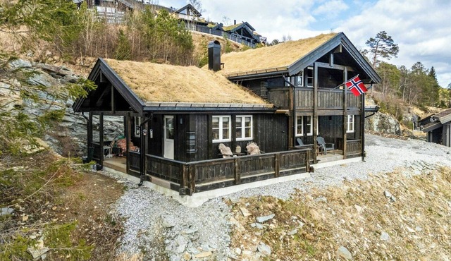 Mountain cabin with panoramic views in Kvamskogen