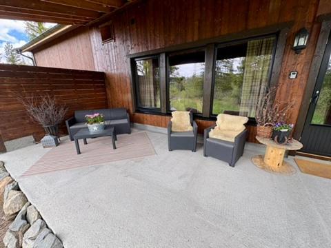 Mountain Stable Apartment Beito