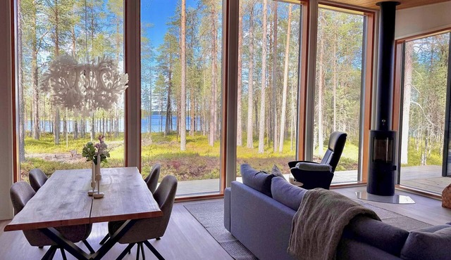 NEW 2026: Áidu Private Lake House in Ruka with Private Beach - 2 Saunas - 8 km to the Ski Lift in Kuusamo