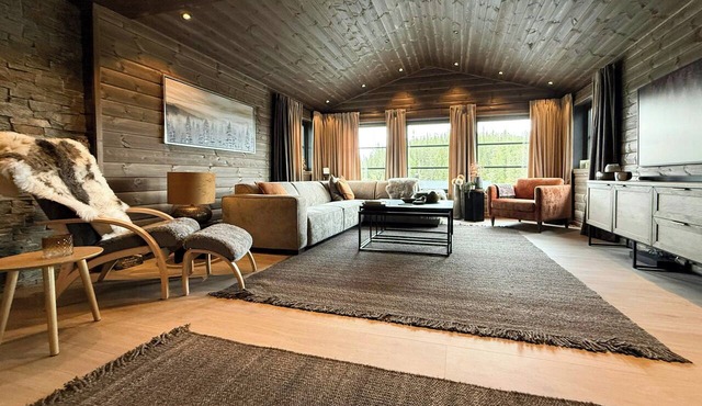 New cabin with activities and fire pit near Voss in Voss