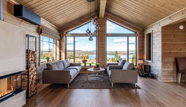 New cabin with views of Tisleiefjorden