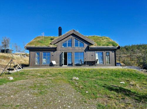 New Mountain Cabin With Views Over Eggedal