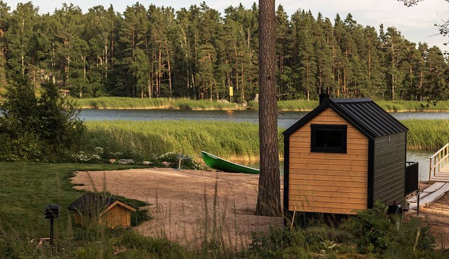 New Seaside Villa – Own Sandy Beach, Pier & Wood-Fired Beach Sauna in Porvoo