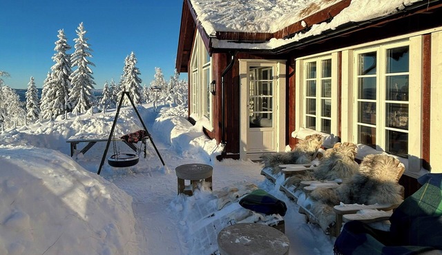 Newly built cabin at Skutuset at Golsfjellet