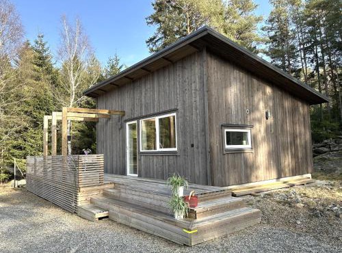 Newly built cottage near the sea and beach SE09110