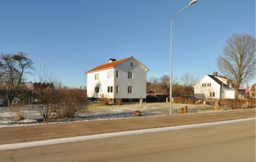 Nice Apartment In Bäckefors Bengtsfors