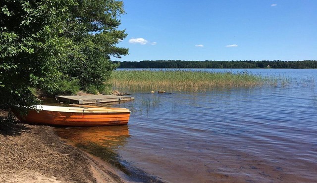 Nice holiday home with lake view