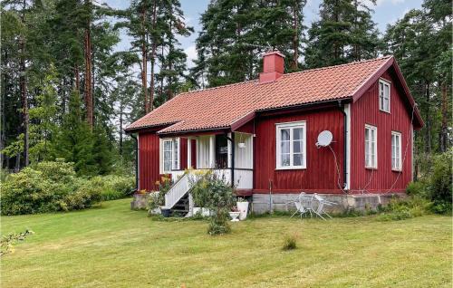 Nice Home In Åmål With Wifi