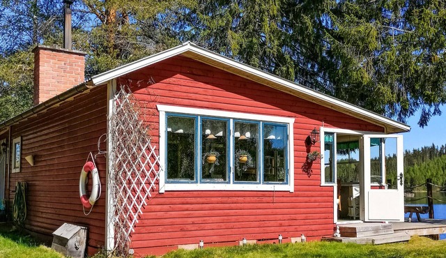 Nice home in Bollstabruk with sauna