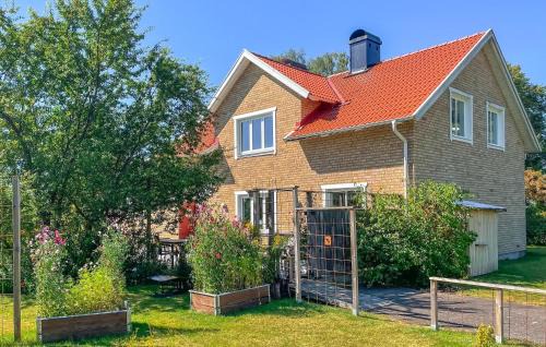Nice Home In Värnamo With Sauna