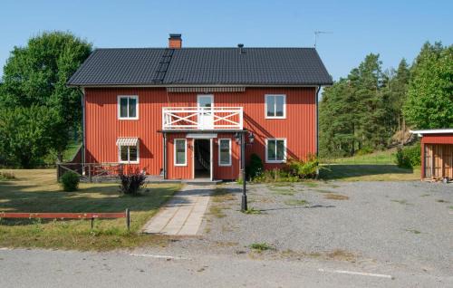 Nice Home In Valdemarsvik