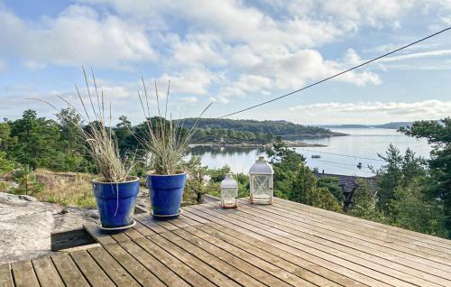 Nice Home In Vesterøy With Wifi