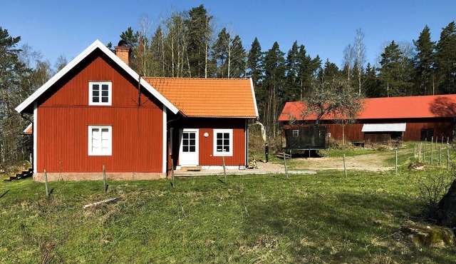 Nice home in Vimmerby with lake view in Vimmerby