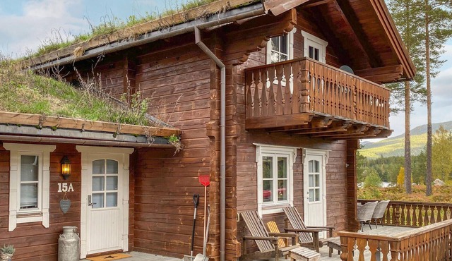 Nice home in Vrådal with WiFi