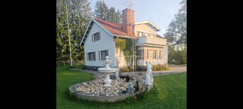 Nina`s GuestHouse,Jämsä City,30m2,75m2,85m2 tai koko talo 190m2