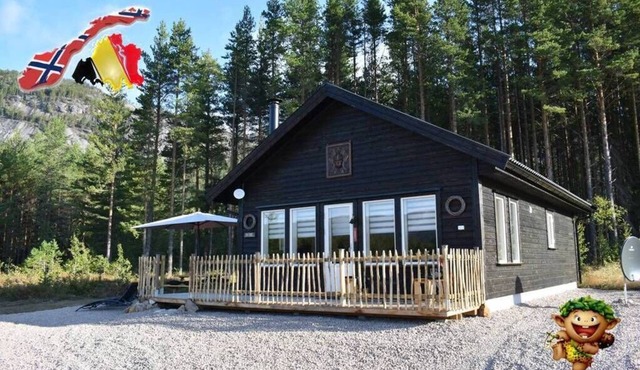 Norbel Hytte is een Cosy Vakantiewoning aan het Meer Tussen de Bergen