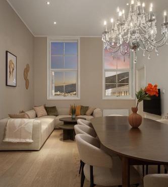 Nordic Luxury Suite near Downtown