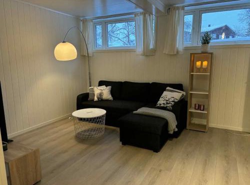 Northern lights 2 bedroom apt, Heated floors, Sleeps 6
