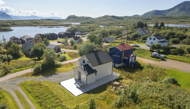 Northern Norway Hidden Gem. Whales · Lights · Midnight Sun · Lofoten in Nordland