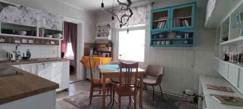 Nummen Goto, kivenheitto torilta in Rauma