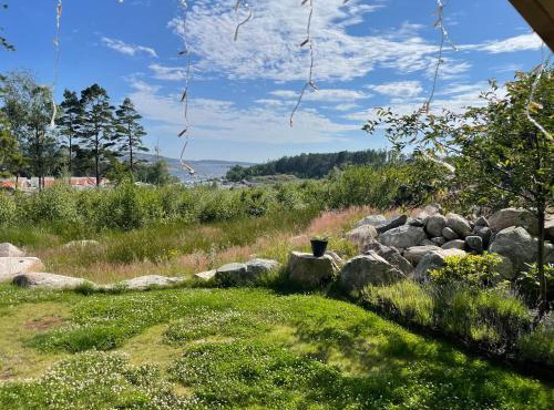 Ny lägenhet på markplan med havsutsikt in Stromstad