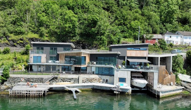 Panoramaresort in Hardangerfjorden leilighet i sjøkanten ved Hardangerfjorden for 7 personer boat , sauna,kajak, SUP for rent