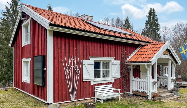 Pet friendly home in överum with WiFi