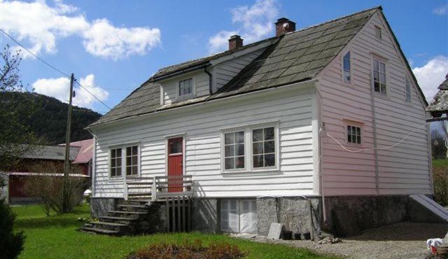 Presthus Gård